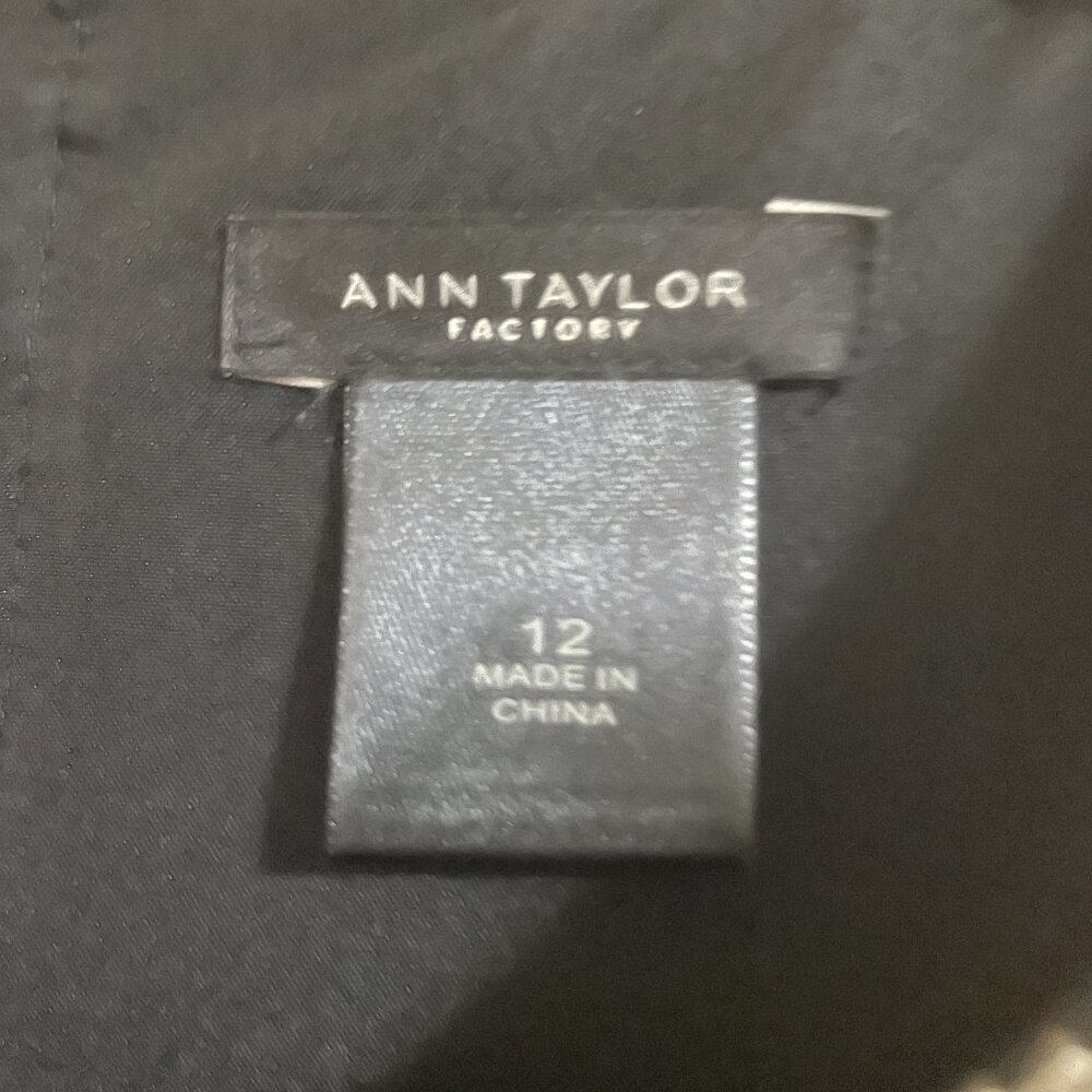 Ann Taylor Black and Gold dress - Picture 3 of 3